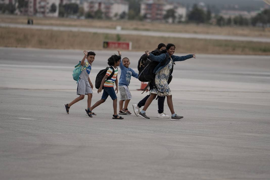 Erzurum’da zorunlu iniş yapan uçak, Hindistan’a döndü - Resim: 9